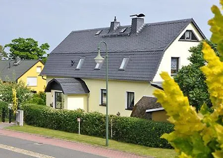 Glasperlenfloh *