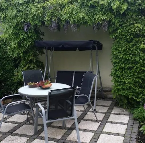 Glasperlenfloh Apartment